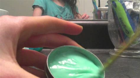 Hey guys it's eva today i am showing y'all how to make slime without glue borax or cornstarch! How to make slime without borax suave kids glue cornstarch liquid starch baking soda - YouTube