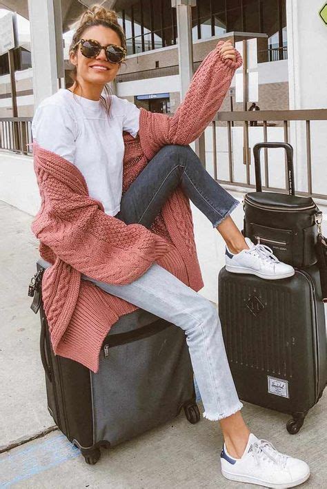 39 Airplane Outfits Ideas How To Travel In Style Airplane Outfits Flight Outfit Warm Outfits