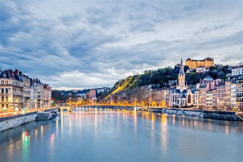 Honeymoon Itineraries in France | Lyon Trip Ideas | Luna Moons