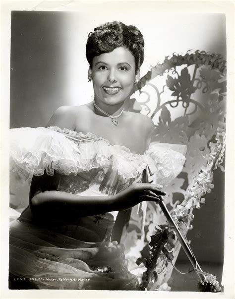 Lena Horne Ca 1945 Studio Portrait Hollywood Mgm Walterfilm