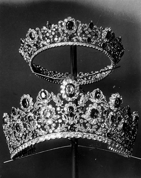 The Tiara And Comb From The Duchess Of Angoulêmes The St Andrew Knot