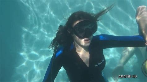 Woman Scuba Diver Drowning Xxx Porn