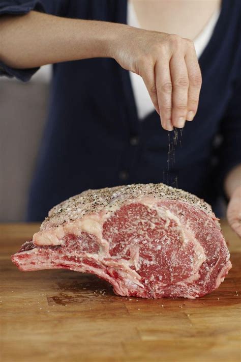 Add sliced fresh garlic to deeply infuse the meat with garlic essence, if desired. How to Prep, Cook, and Serve the Perfect Prime Rib - Meat in 2020 (With images) | Cooking prime ...
