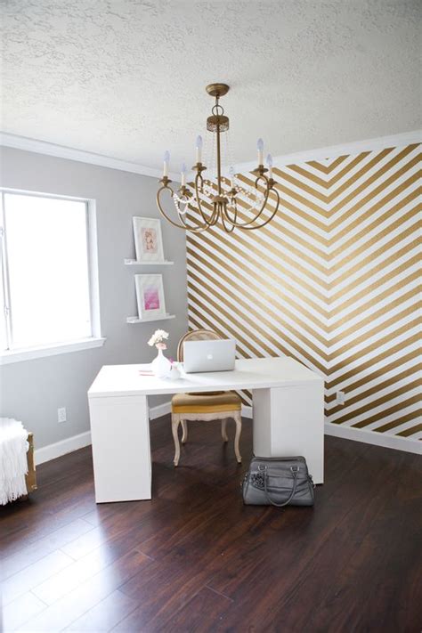 Accent decor offers a wide selection of home décor, ceramics, glass vases and more for floral arrangements, events & weddings. 31 Wallpaper Accent Walls That Are Worth Pinning - DigsDigs