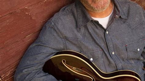 Songwriter Robert Earl Keen Turns His Focus To Bluegrass The Wichita Eagle