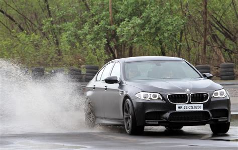 Bmw Presents Sheer Driving Pleasure With The Bmw Experience Tour 2015