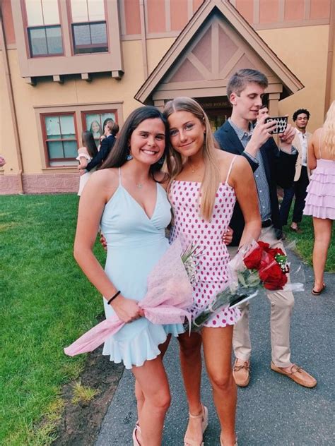 Sophia Mirovski Cute Dresses Dresses Friend Photoshoot