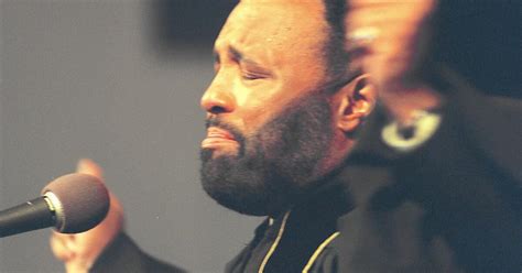 Andrae Crouch Grammy Winning Gospel Singer And Pioneer Dies At 72