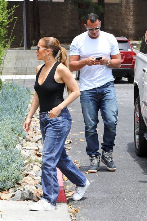 Jennifer Lopez Braless Hot Celebs Home