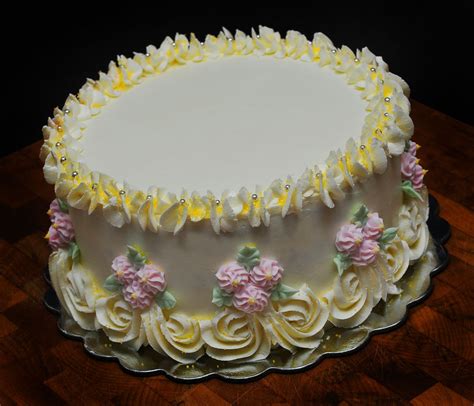 20 Images Beautiful Butter Icing Designs For Birthday Cakes