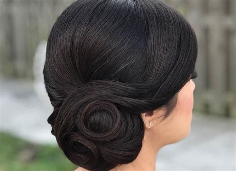 25 Creative Side Bun Hairstyles For Women Hairstylecamp