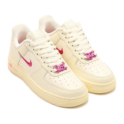 Nike Wmns Air Force 1 07 Se Coconut Milkplayful Pink Alabaster 24sp Iatmos（アトモス） 公式オンラインストア