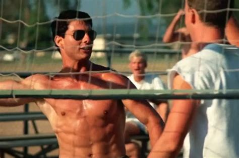 They Were Angry Iconic Top Gun Volleyball Scene Almost Got The Director Fired FandomWire