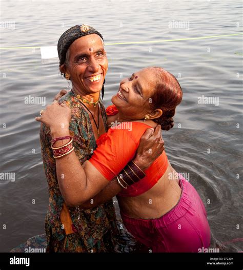 River Ganges Woman Bathing Hi Res Stock Photography And Images Alamy