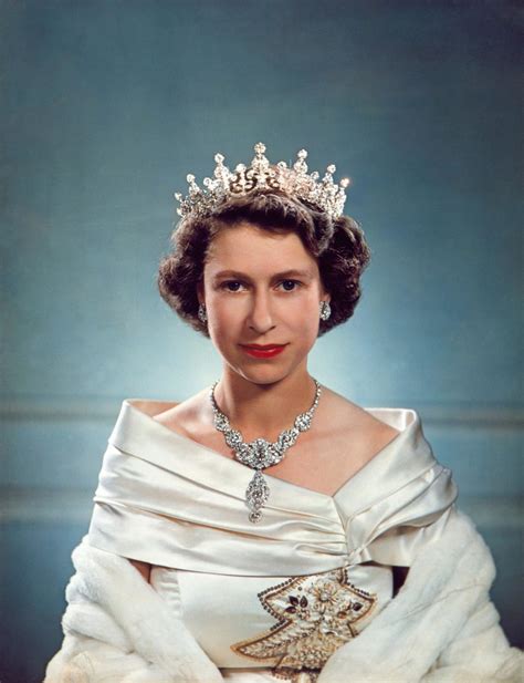 Royal family portrait, august 22, 1951. Princess Elizabeth - Yousuf Karsh