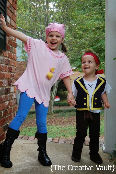The Creative Vault Jake And Izzy Neverland Pirates Costumes {diy No Sew Scalloped Tee Tutorial