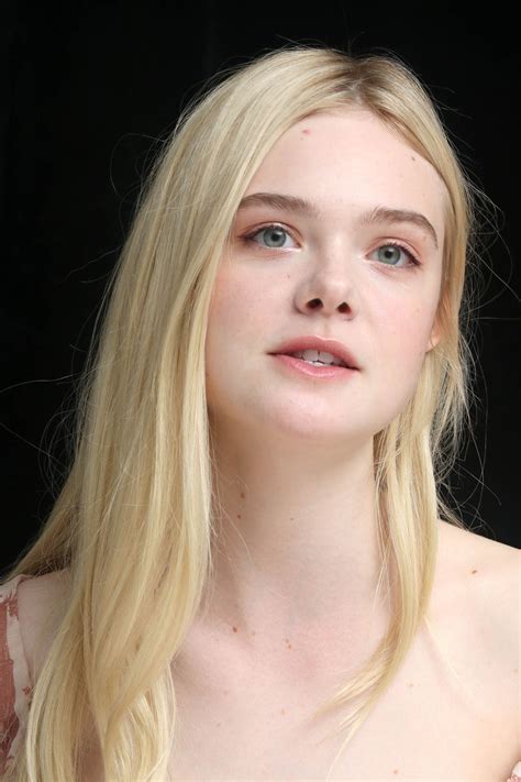 Immagine Di Elle Fanning And Elle Fanning Animated Find Image