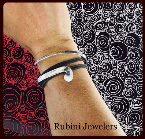 Field Hockey Bracelet By Rubini Jewelers Info 703