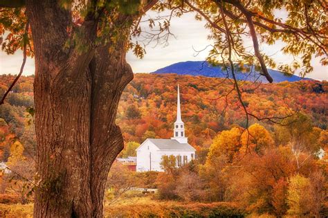 20 Best Places To See Fall Foliage Fall Foliage Destinations 2022
