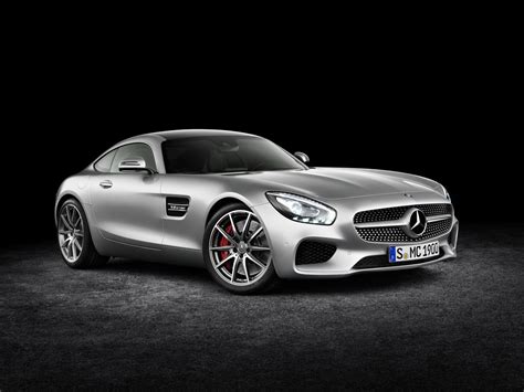 Mercedes-amg gt revealed in germany [video]