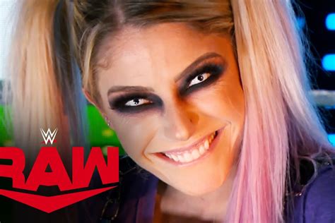 Alexa Bliss Comments On Wearing A Mask At Wrestlemania 37 Having Fun