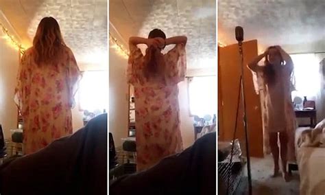 Women Who Is Filmed Singing By Her Boyfriend Without Knowing Sends