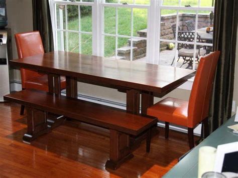 25 Dining Room Tables for Small Spaces | Table Decorating Ideas