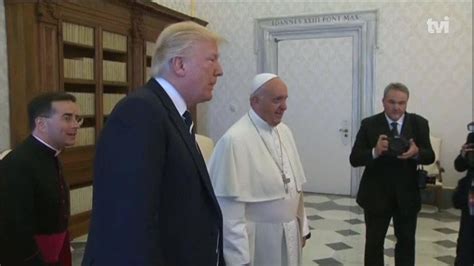 O Mal Entendido Entre Melania Trump E O Papa Francisco Especial