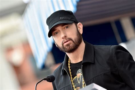 Eminem dishes out mobile number to his fans