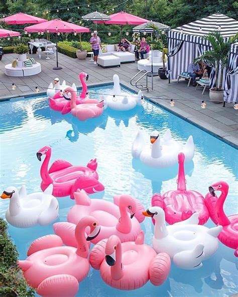 Websta Envytations How Cool Does This Summer Pool Party Look Makes You Want To Jump Right In