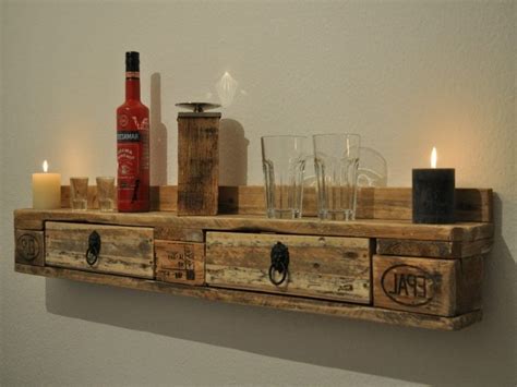 Wir haben schon festgestellt, dass europaletten sehr robust, vielfältig und preiswert sind. Regal aus Paletten 51 Budget-freundliche DIY Ideen - DIY ...