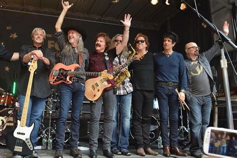 Doobie Brothers Announce Lineup for Country Tribute Album