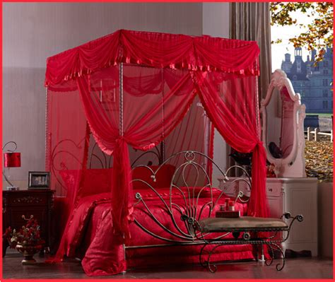 This is a diy video on how to make a chik diy bed canopy on a budget. Romantic diy canopies on a budget | Canopy bed curtains