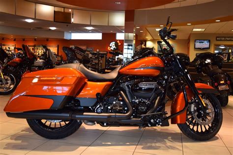 Enter a new vehicle to add it to your garage and filter the results below. 2019 Harley-Davidson Touring FLHRXS Road King Special ...