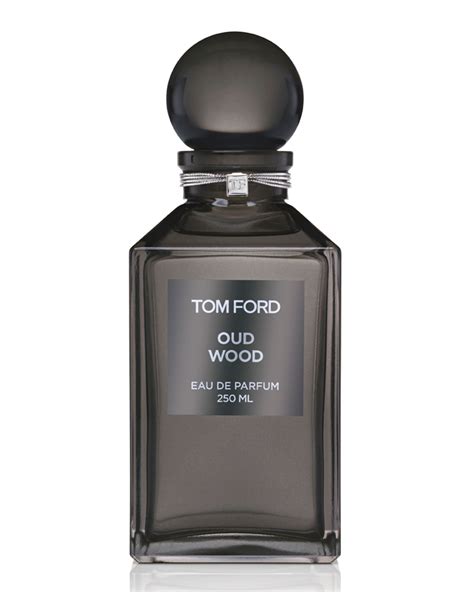 Tom Ford Oud Wood Decanter 85 Oz 250 Ml Neiman Marcus