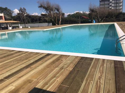 Costruzione piscine in legno a Napoli - Planet Piscine