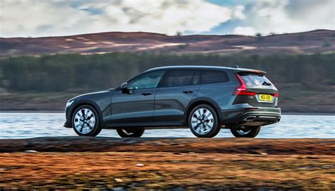 Our mild hybrids save fuel and reduce tailpipe emissions by recovering energy from the brakes and storing it in a 48v battery. Volvo V60 Cross Country review: tough yet gentle | CAR ...