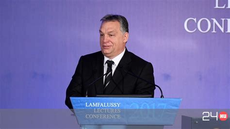 This page is based on the copyrighted wikipedia article diána_igaly (authors); Dőzsöl az Orbán-kormány, ellepik a politikai tanácsadók ...