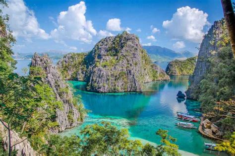 Philippine S Most Photographed Spot Kayangan Lake