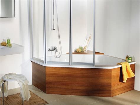 Unsere waschbecken, duschflächen und badewannen erfüllen höchste architektonische ansprüche. Eck-Badewannen | Badewannen - badezimmer.com
