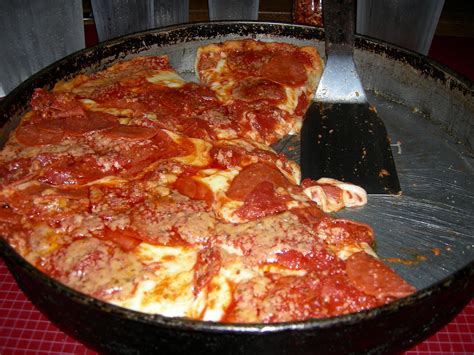 Large Pepperoni Deep Dish Chicago Style Pizza This Was A Flickr