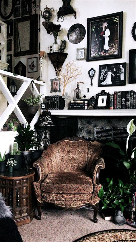 31 Awesome Living Room With Goth Home Decorations