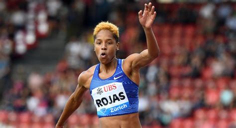 Mit einem weltrekord hat yulimar rojas aus venezuela ihren ersten olympiasieg im dreisprung gekrönt. Weltrekord: Yulimar Rojas fliegt auf 15,43 Meter ...