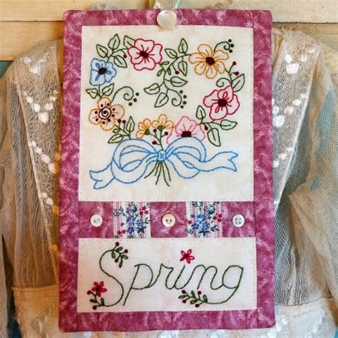 Spring Bouquet Machine Embroidery Pattern