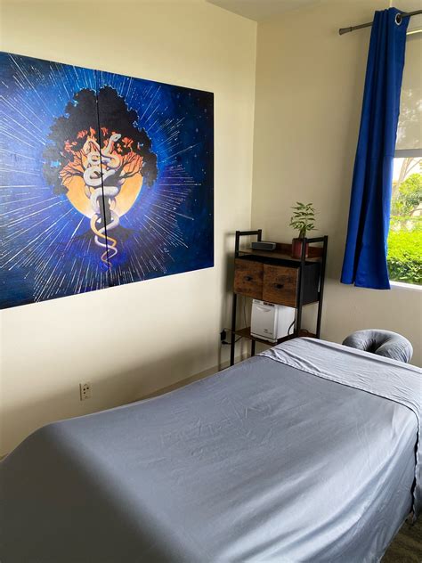 Hustle Sports Massage