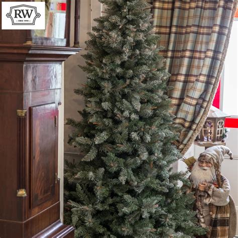 Get christmas going with the 7ft frosted glacier pine christmas tree designed to provide a. 8ft Premium Frosted Alaskian Artificial Christmas Tree ...