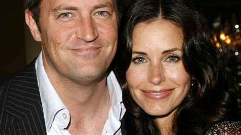 Courteney Cox S Tiktok Dance Routine Leaves Matthew Perry Confused