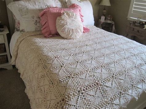 Vintage Hand Crochet Bedspread Hand Crochet Crochet Bedspread Bed