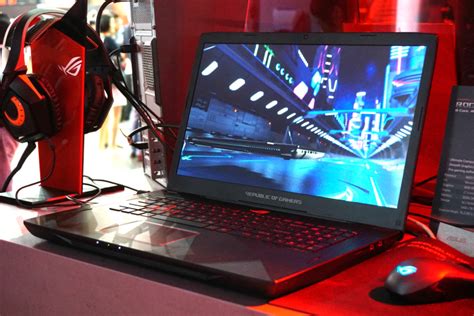 Asus Unveils Amd Ryzen Powered Rog Strix Gl702zc Gaming Laptop