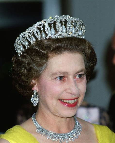 Royal Tiaras Which Of Queen Elizabeths Tiaras Is Her Favourite